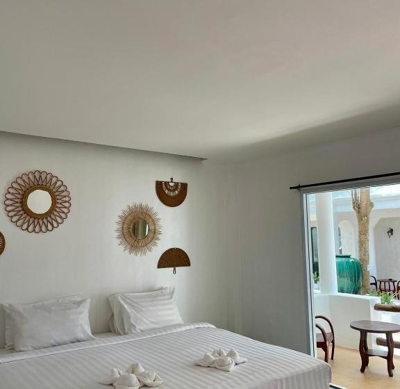 Стандартный Номер Кровать Кинг, Gee Resort