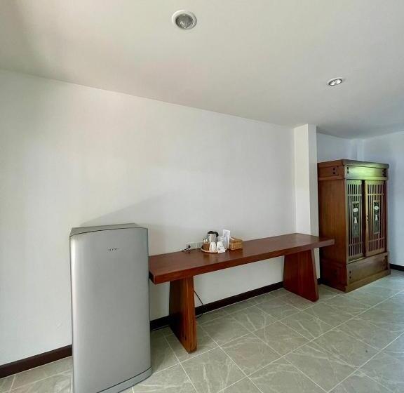 Стандартный Номер Кровать Кинг, Gee Resort