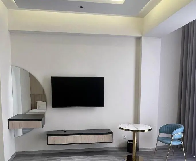 اتاق سوپریور با تخت بزرگ, Kiropol Hotel & Restaurant