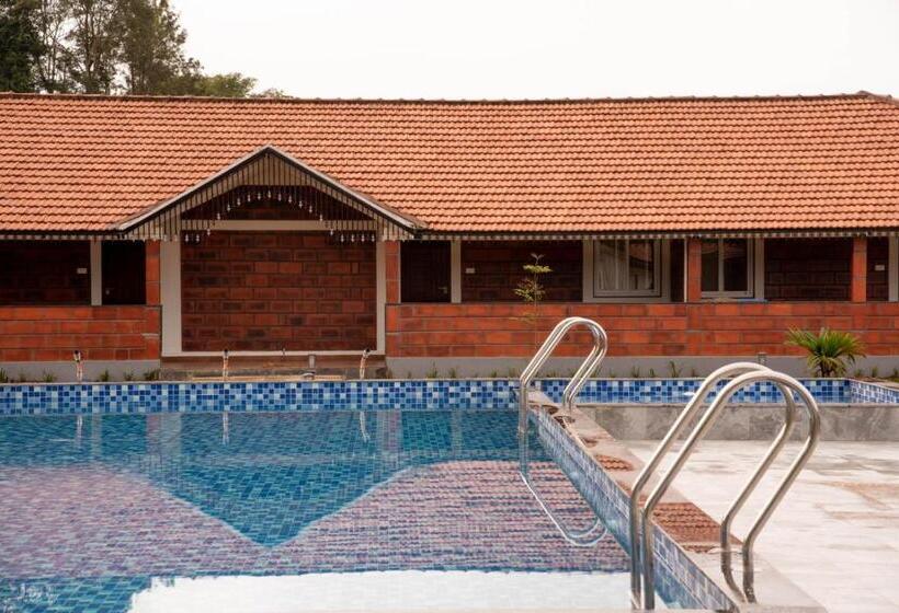 חדר משפחתי, Neervana Resort