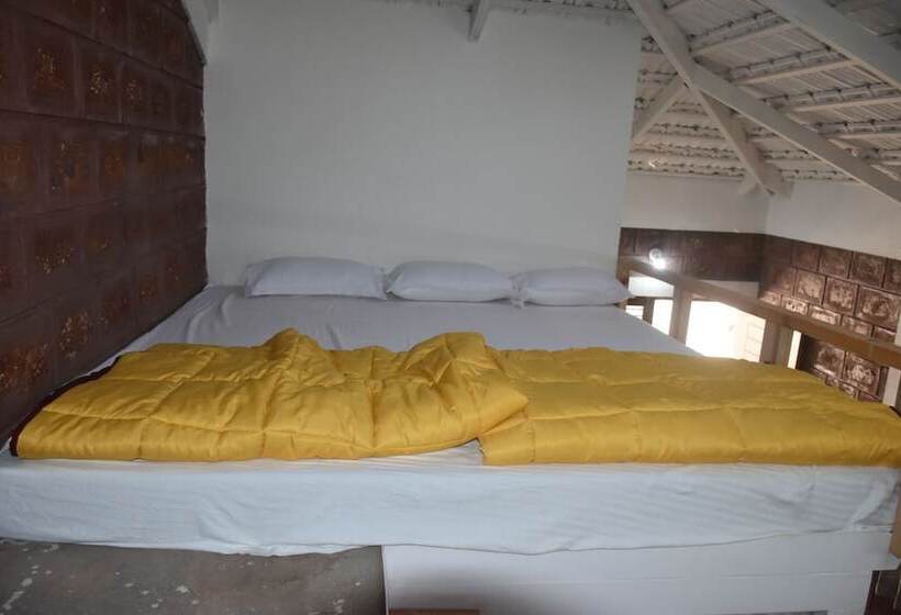 חדר סטנדרט, Neervana Resort