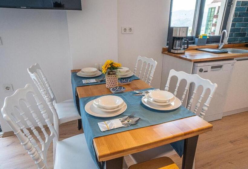 带1个卧室的带海景的公寓, İçmeler Apart Dream