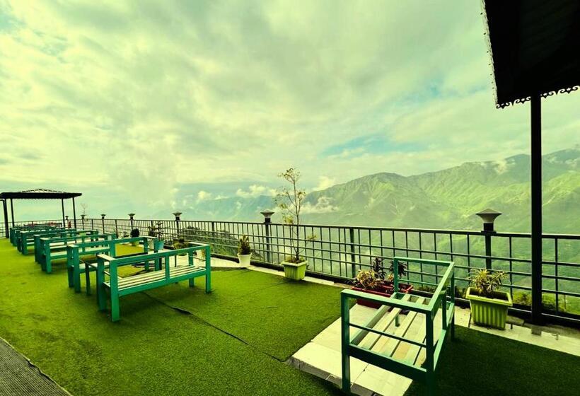 스탠다드 발코니 룸, The Grand Edge Retreat   Luxury In The Clouds