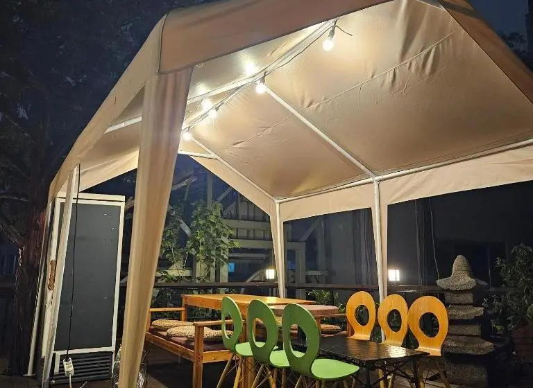 اتاق استاندارد, Namsan Terrace