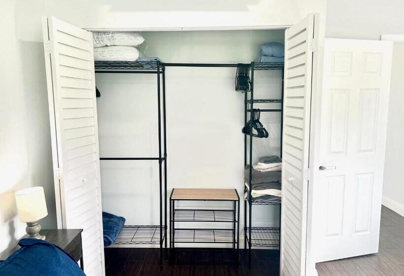 １ベッドルームハウス, Naples Charming Cottage