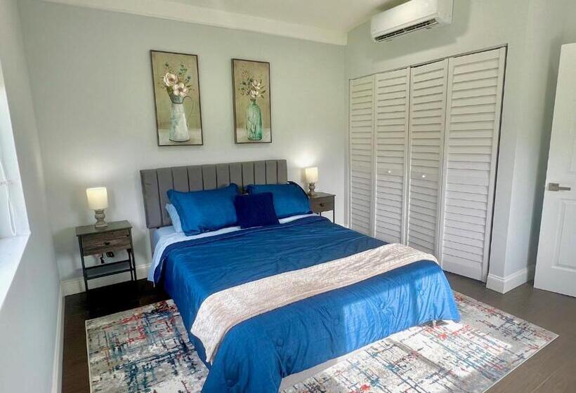 １ベッドルームハウス, Naples Charming Cottage