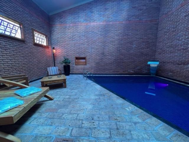 جناح رئاسى, Status Motel