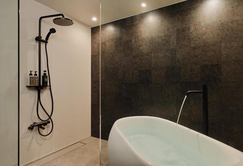 ツーベッドルーム　ヴィラ, あらたふと