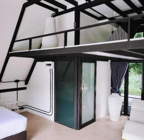 패밀리 룸 가든 전망, The Creek Haus