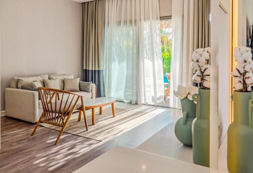 ویلای 1 خوابه با چشمانداز باغ, Royal Wings