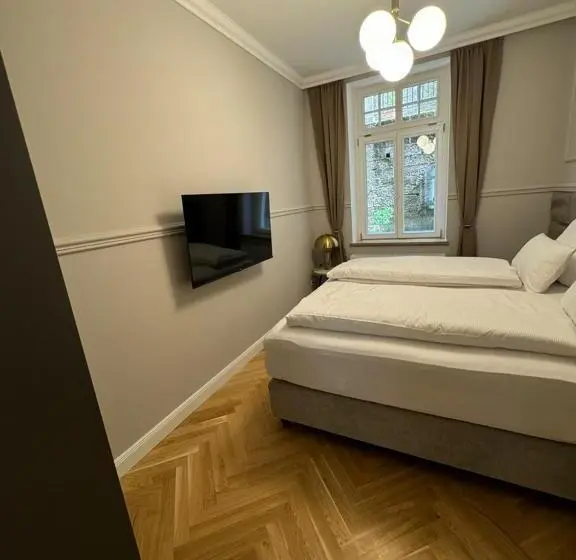 ４ベッドルームアパートメント, Residenz Hugo