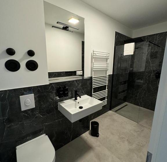 침실 4개 아파트, Residenz Hugo