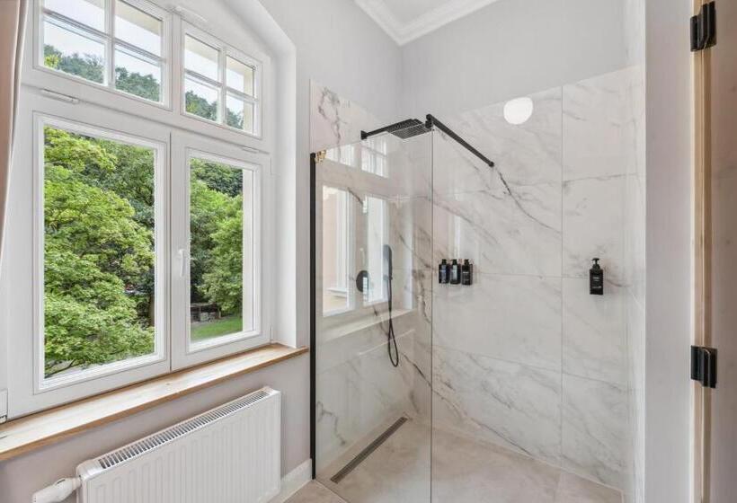 침실 2개 디럭스 아파트, Residenz Hugo