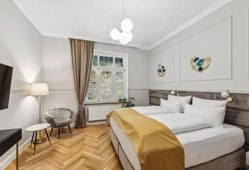２ベッドルームデラックスアパートメント, Residenz Hugo