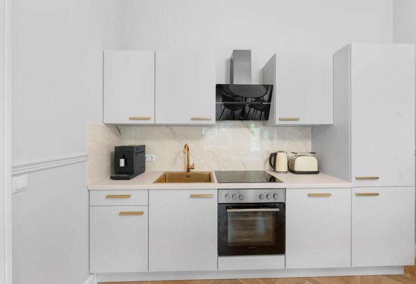 테라스가 있는 2 베드룸 아파트, Residenz Hugo