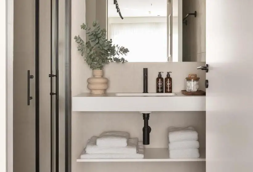 クラシックスイート, White City Limassol Aparthotel Adults Only
