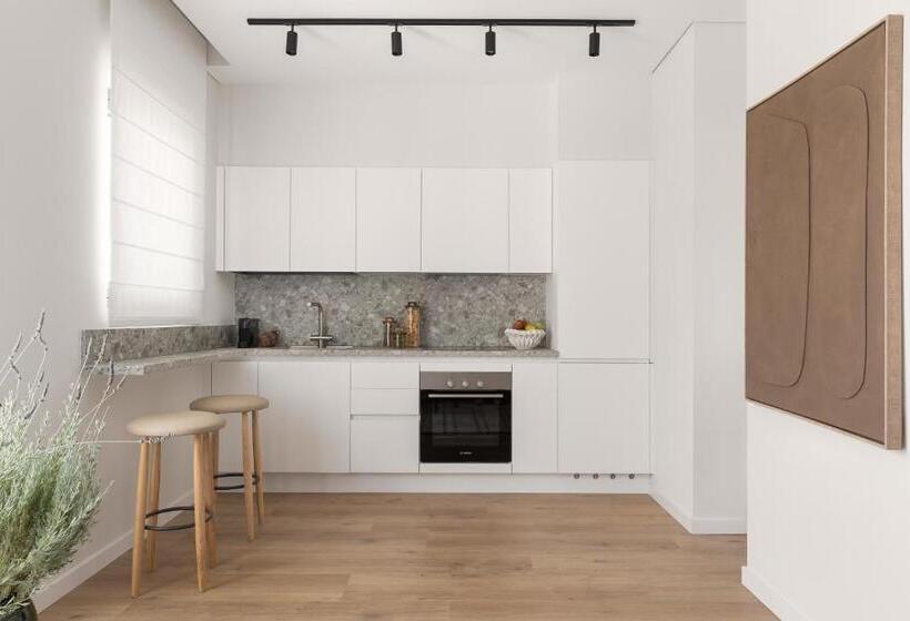 סוויטה קלאסית, White City Limassol Aparthotel Adults Only