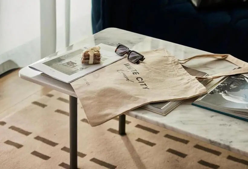 デラックススイート, White City Limassol Aparthotel Adults Only