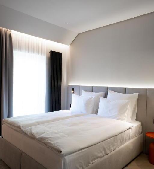 اتاق سوپریور, Laudon