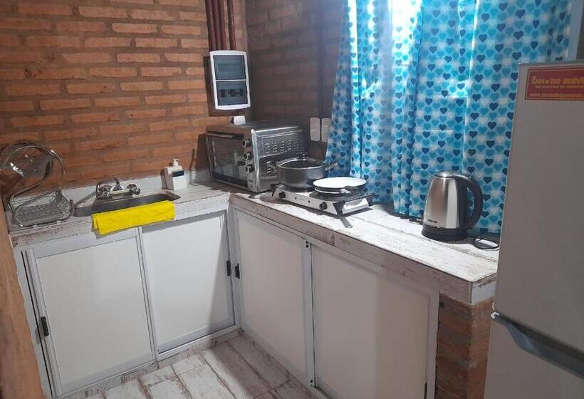 بنجلو عائلى, Chozas Del Estero