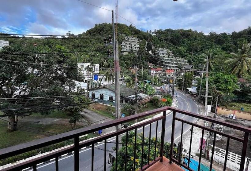 발코니 디럭스 룸, Coco Mountain View Guest House