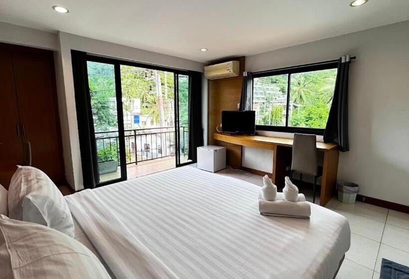 Quarto Deluxe com Sacada, Coco Mountain View Guest House