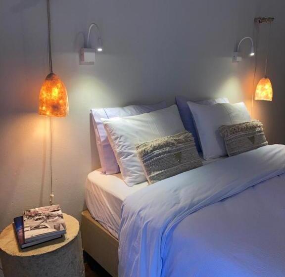 套房带泳池景, Pousada Jardim Boêmio