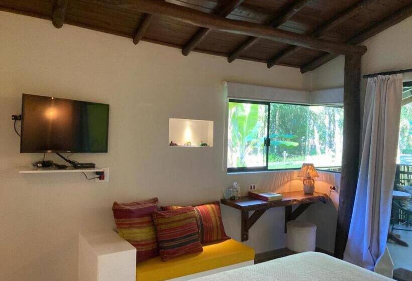 带花园景观的标准工作室, Pousada Jardim Boêmio