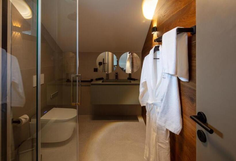 Люкс Повышенной Комфортности, Berg & Berg Hotel Und Apartments Kerns