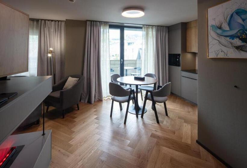 Люкс Повышенной Комфортности, Berg & Berg Hotel Und Apartments Kerns