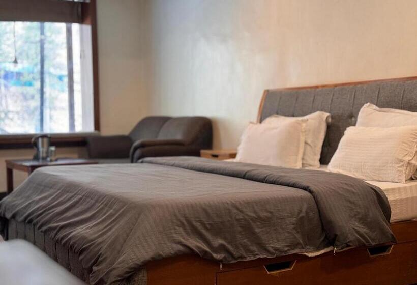 스탠다드 룸 킹사이즈 침대, The Alpine Guest House