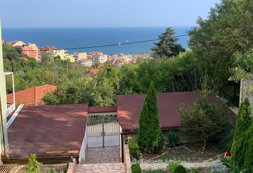 バルコニー付きスタンダードルーム, Sunray Guest House, Private Rooms & Apartment With Lovely Sea View