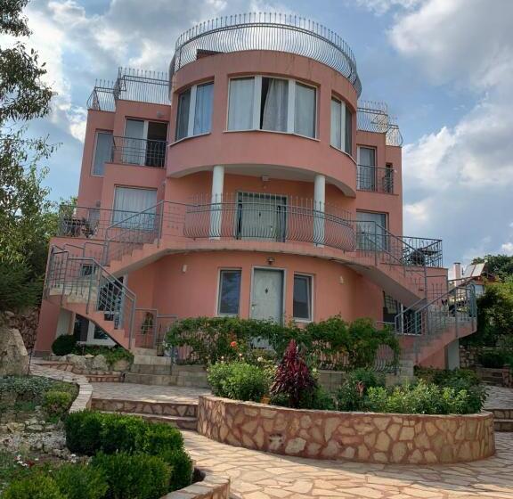 海の見える2ベッドルームアパートメント, Sunray Guest House, Private Rooms & Apartment With Lovely Sea View