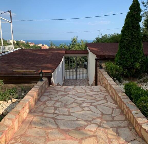 海の見える1ベッドルームアパートメント, Sunray Guest House, Private Rooms & Apartment With Lovely Sea View