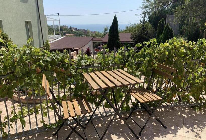 海の見える1ベッドルームアパートメント, Sunray Guest House, Private Rooms & Apartment With Lovely Sea View