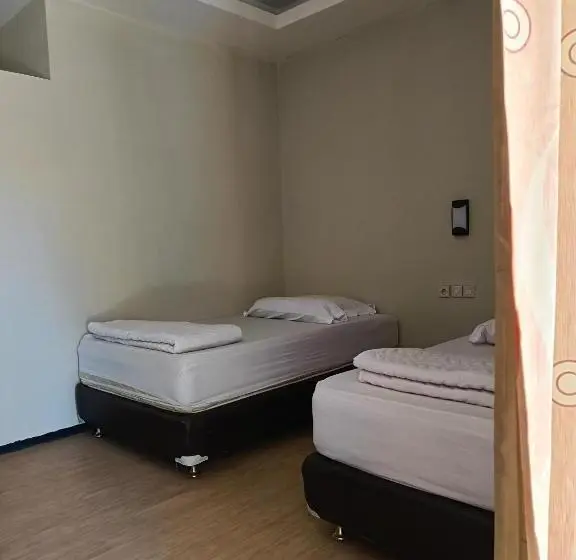 Cameră Standard, Uciek Tengger Bromo