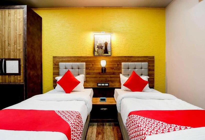 Номер Стандарт, Super Oyo Flagship 47057 Padma Manor