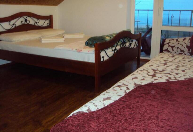 3-Bett-Standardzimmer Meerblick, Druzhba 598