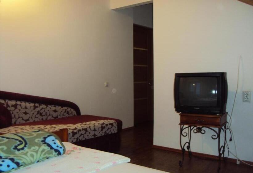 3-Bett-Standardzimmer Meerblick, Druzhba 598