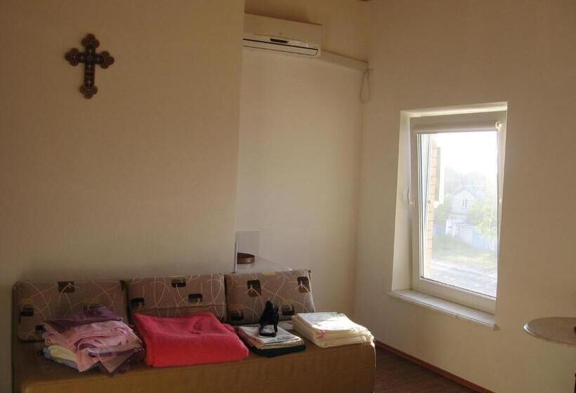 Standardzimmer mit Seeblick, Druzhba 598