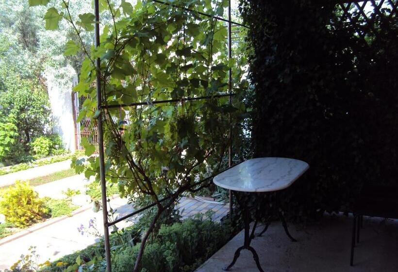 Standardzimmer, Druzhba 598