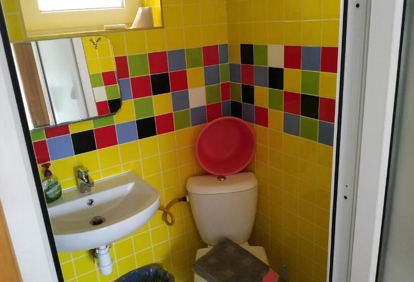 Familienzimmer, Druzhba 598