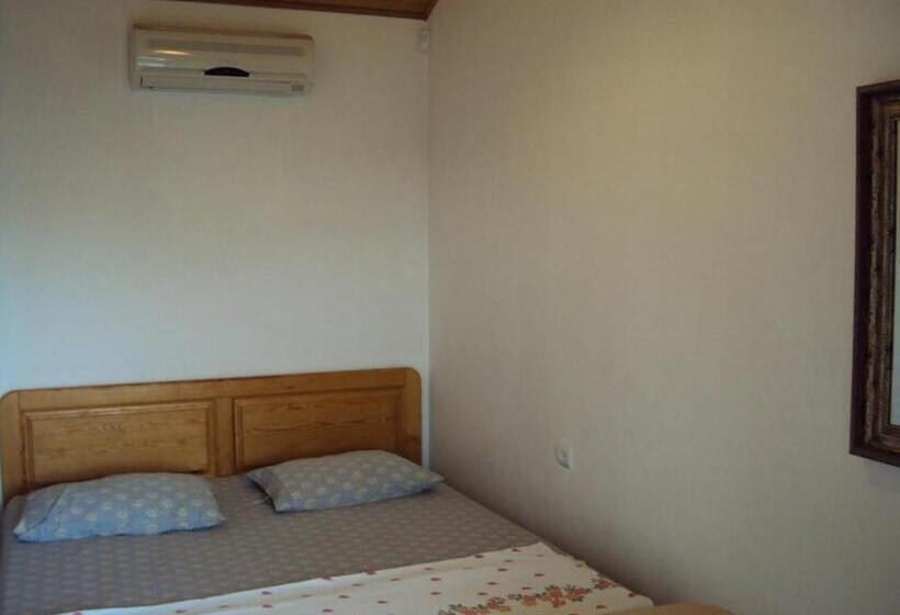 Familienzimmer, Druzhba 598