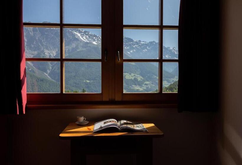 주니어 스위트, Baita De Mario