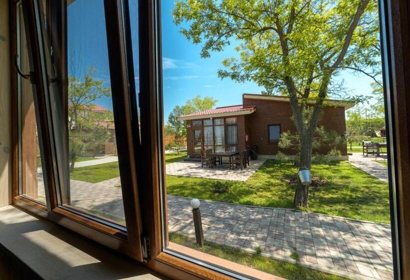 ویلای 1 خوابه, Prichal 80