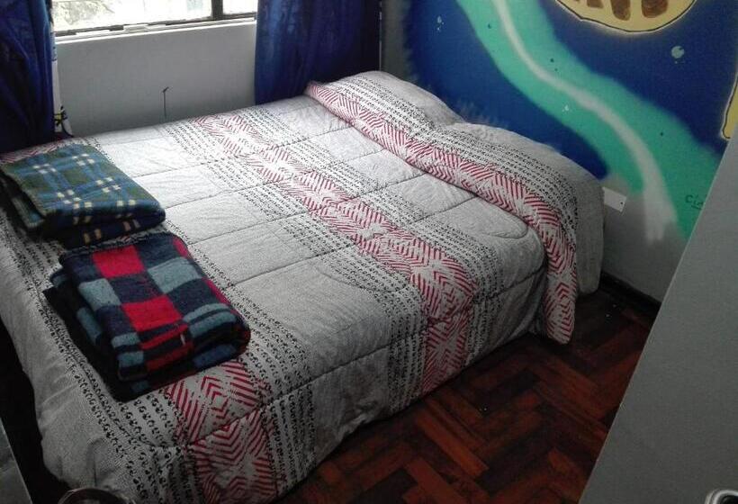 اتاق استاندارد یک نفره, La Casa Azul Hostel
