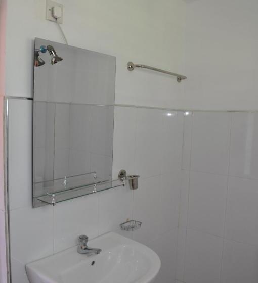 Номер Deluxe, The Beau Beach Weligama