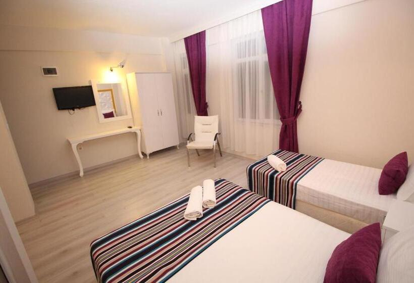 带阳台的三人标准间, Yürekli Apart