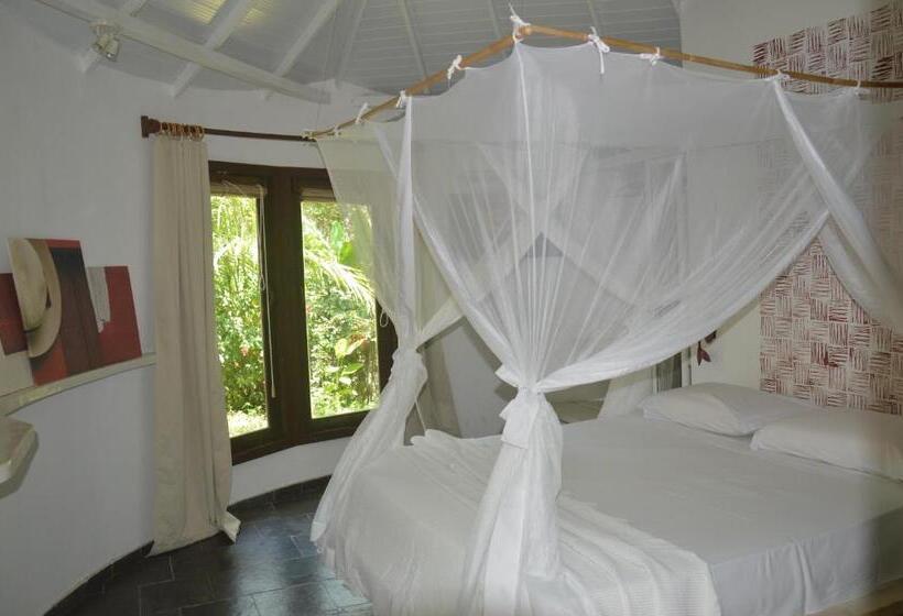 标准平房, Pousada Jacarandá