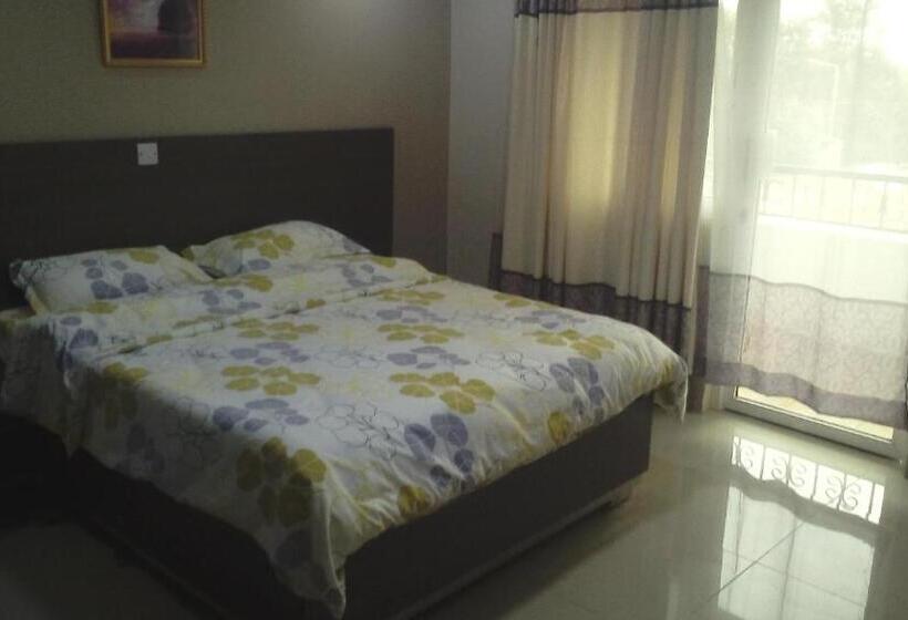 اتاق لوکس, Adala Motel